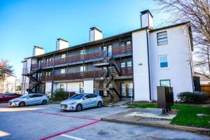 The Landry 178 Spacious and Cozy 2 Bedroom 1bth