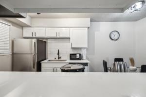 The Landry 255 Spacious and Cozy 1 Bedroom 1bth