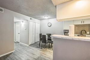 The Landry 276 Spacious and Cozy 2 Bedroom 1bth