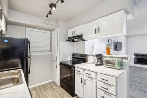 The Landry 278 Spacious and Cozy 2 Bedroom 1bth