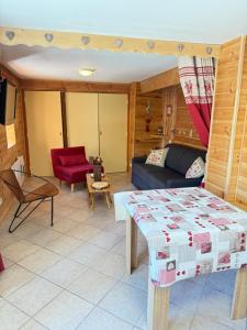 Appartements Appartement dans Chalet avec Jardin : Appartement 1 Chambre