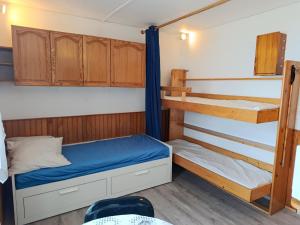 Appartements Charmant studio acces direct aux pistes et GR10, vue sur la vallee : photos des chambres