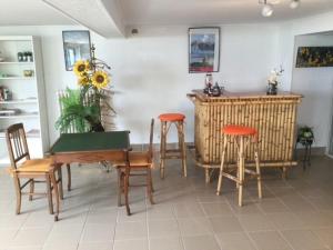 Appartements Appartement Coutain face Mer : photos des chambres