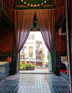 Nhà sách Mãos homestay I