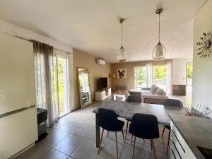 Maisons de vacances Casamea - Maison, Jardin, Clim, Proche Plages : photos des chambres