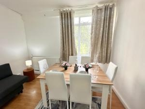 Paddington 2 Bedroom Cosy Apartment