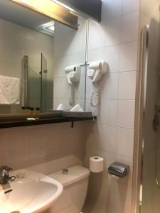 Hotels Hotel des Mimosas : photos des chambres