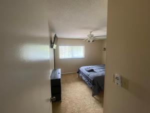 Melbourne Lakeside Paradise