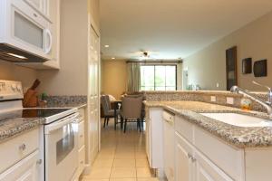 Luxurious Pacifico 2bed condo in Playa Coco