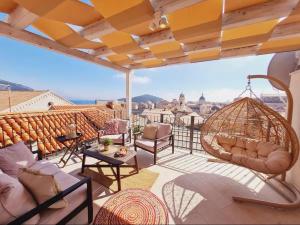 AuRoom Superior Room & terrace- Central Old Town