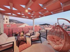 AuRoom Superior Room & terrace- Central Old Town