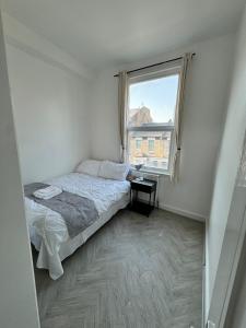 Hidden Modern Gem Zone 1!