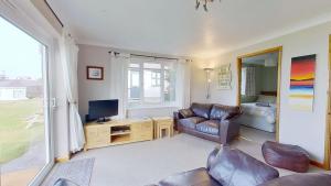 F72 Chyreden, Riviere Towans