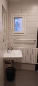 Single Bed in Female Dormitory Room room in MIJE MARAIS