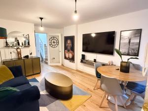 Immaculate Covent Garden Apartment