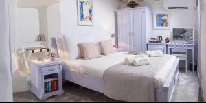 AuRoom Superior Room & terrace- Central Old Town