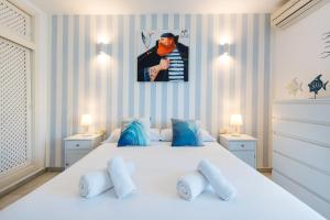 Seaside Villages in Puerto Marina-1st Line Beach