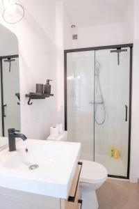Appartements Le Petit Clos-y - Appart hypercentre avec parking + terrasse : photos des chambres