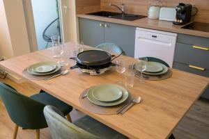 Appartements L-Olivier - Tarbes Centre - Balcon - Parking 200 m : photos des chambres