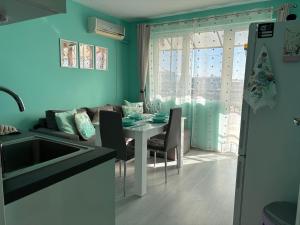 Sea Sunrise Apartment