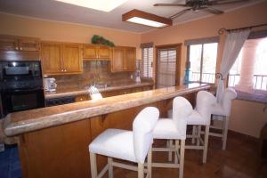 Giggling Marlin Penthouse by Cabo Villas