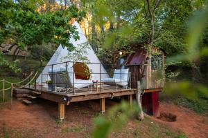 Tentes de luxe Tipi a Roussillon : photos des chambres