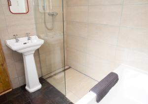 The Barn - Brynberian, Eglwyswrw