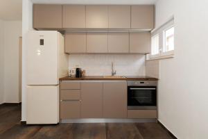 Apartments 23 and 25 with free private parking