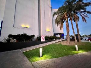 Estadía de Lujo con vista soñada a la Bahía grande de Nordelta