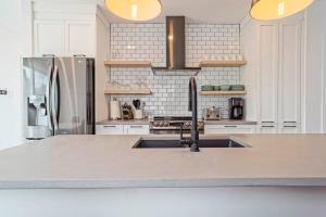 851 condo in Bromont Vieux Village mountain view