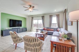 10 Mi to Dtwn Austin Family Home with Communal Pool