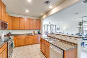 10 Mi to Dtwn Austin Family Home with Communal Pool