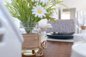 A1 Airport Haven - Quick Access, Comfy & Free Parking