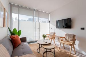 Spacious 2BR Apt Top Las Condes Location