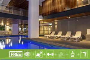 Spacious 2Bed Apartment plus Nook with River View