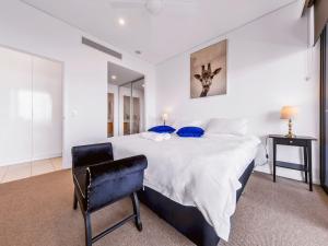 Spacious 2Bed Apartment plus Nook with River View