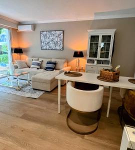 "Saint-Tropez" Superbe appartement avec Terrasse Jardin et Parking privé