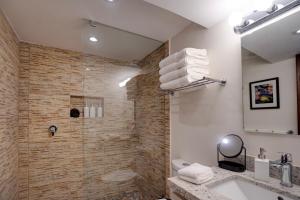 Santuario de la Paz - Newly Modern Renovated Apt