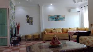 nice, sunny apartment