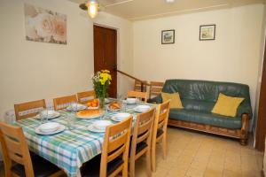 Rhostwarch Old Farmhouse Newport, Pembrokeshire