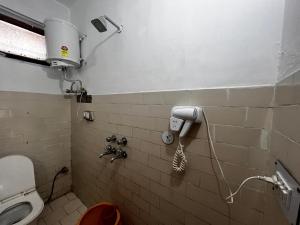 Selfie Roll Guest House