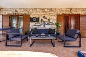 Villa San Andrea - ideal for families, 8 adults, 2 children up to 5 years, 1 children up to 1 years