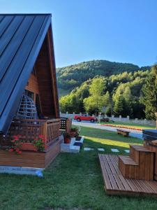 Mountain A-Frame Resort , com Avram Iancu