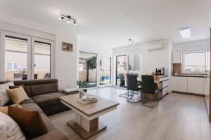 Villa RD Mandre - Private Paradise with Pool & beautiful Garden - minimum 4-night stay