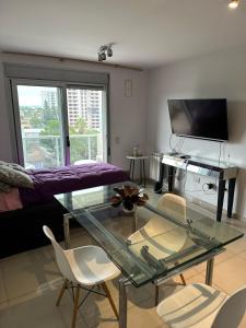 CERRO DE LAS ROSAS Departamento amoblado con pileta climatizada