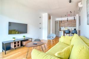 Kotor Sea View Apartment by MN Property