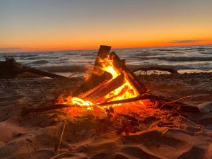 Open All Year! Sleeps 12-Cottage+Guest House