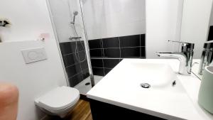 Hypercenter apartment