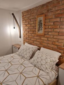 Soba tete Tile - Hiša ob gozdu 