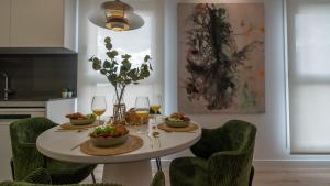 XPCE Urban 11 Malaga Skyline-ParkingFree